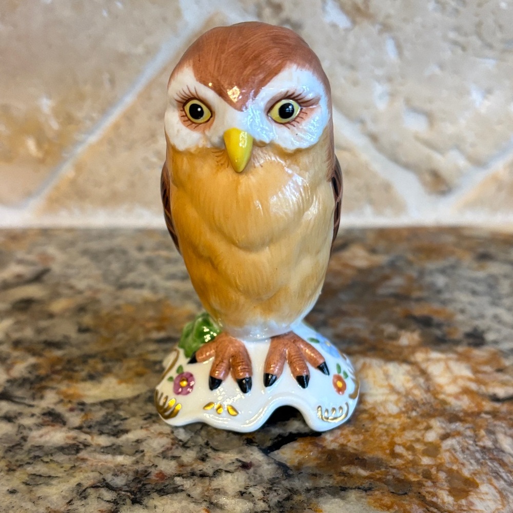 The Franklin Mint Treasury of Owls Collection Porcelain Owl